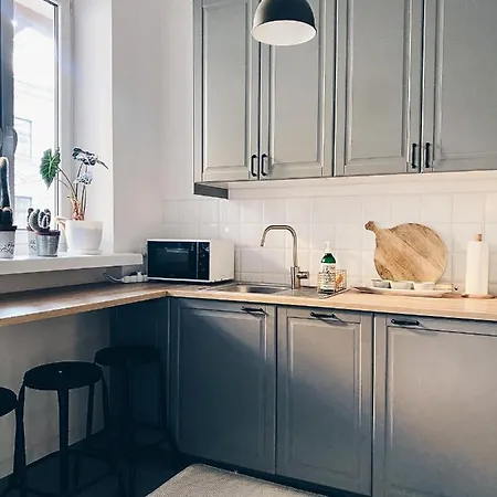 Apartment Townhall *