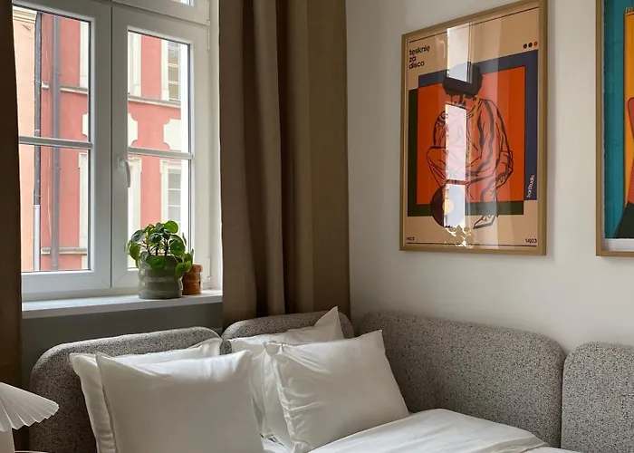 Townhall * 포즈난