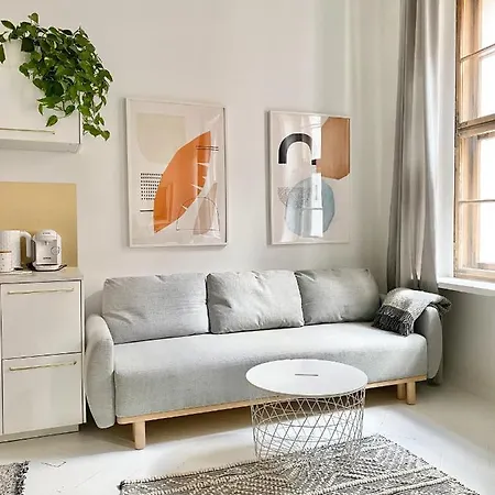 Townhall Apartment Posen
